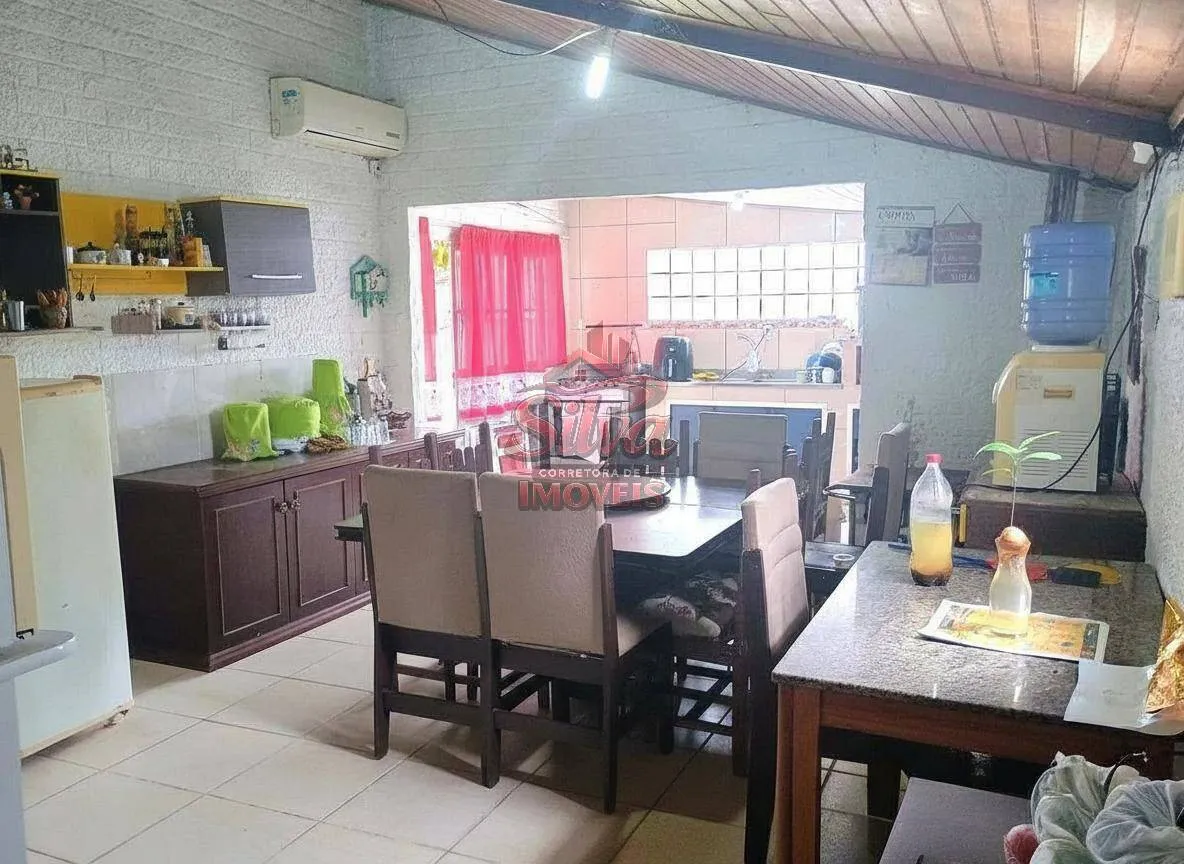 Imagem C428 | Casa de esquina 4 dormitórios à venda no Mariluz