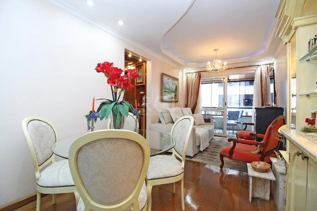 Imagem Apartamento para Venda - 72m², 2 dormitórios, 1 vaga - Passo da Areia