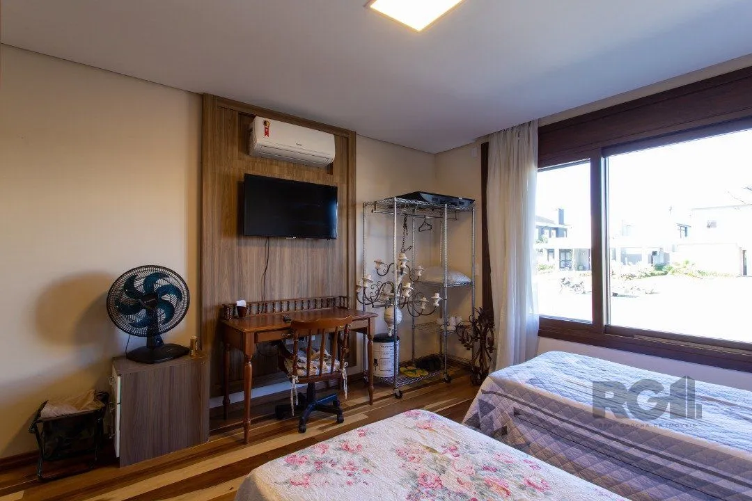 Imagem Casa de Condomínio em Terraville