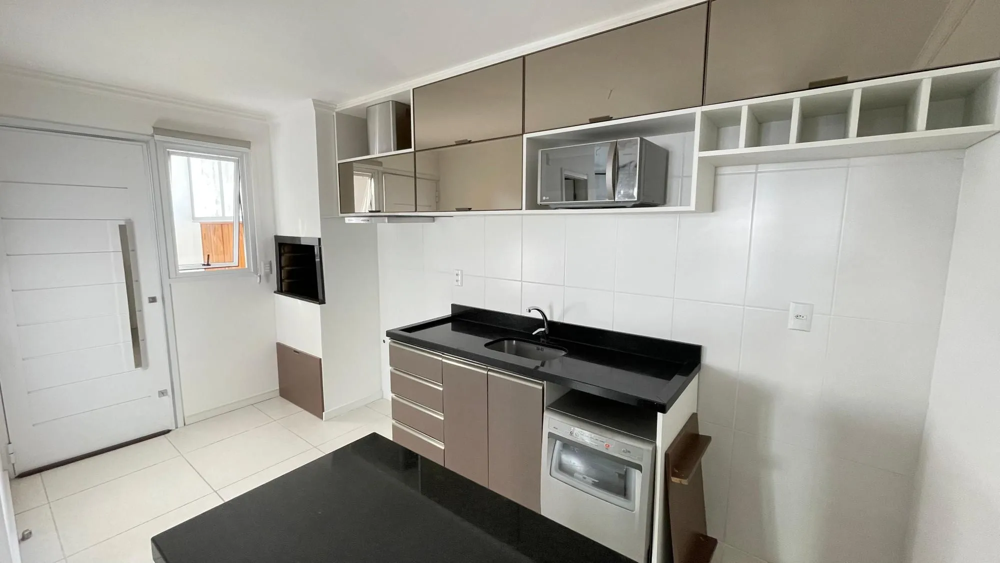 Imagem Casa em condomínio com terraço e vista no Jardim Floresta
