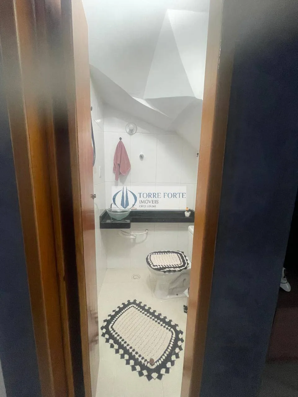 Imagem Sobrado de condomínio com 2 suítes 1 vaga no Parque Boturussu.