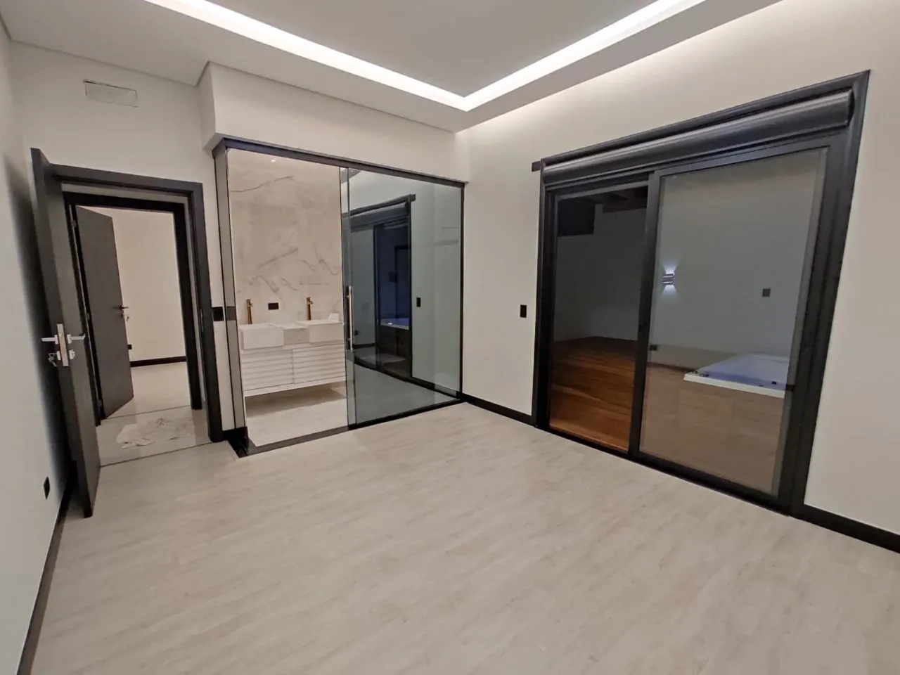 Imagem Casa 240m Umuarama-PR 150