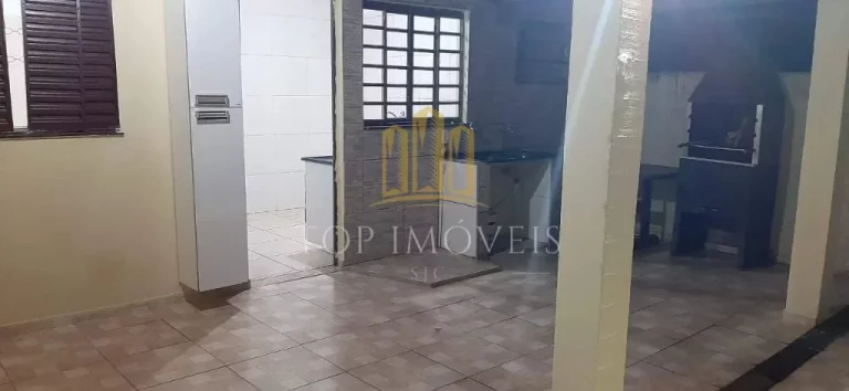 Imagem Excelente Casa Localizada na Vila Adriana 2 dormitorios Portao Automatico Churrasqueira