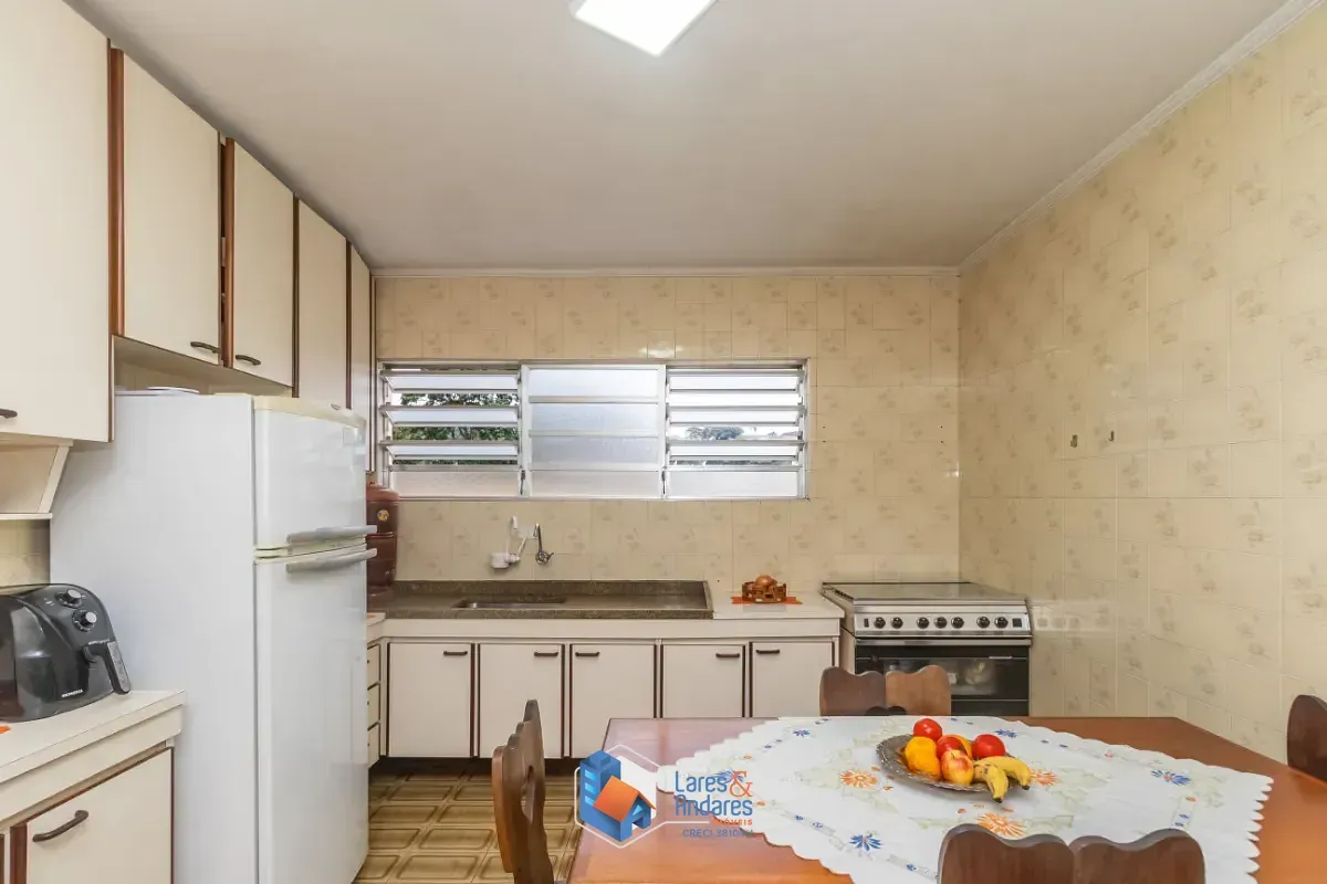 Imagem Sobrado para venda em Horto Florestal com 3 quartos, sendo 1 suíte, 316m²