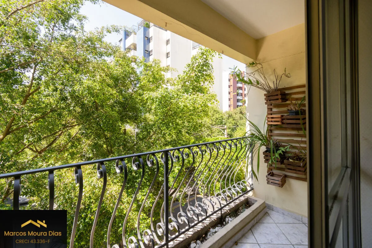 Imagem Apartamento com 94 m², 2 Dorm ( 1 suíte), Varanda, 1 Vaga , Edifício com Churrasqueira