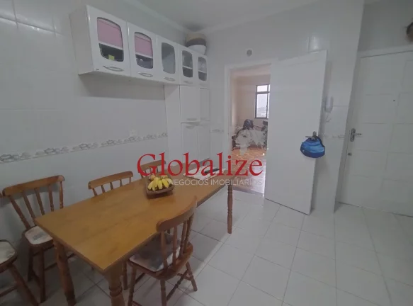 Imagem Apartamento reformado com 3 dormitórios no bairro da Aparecida em Santos por R$680.000,00