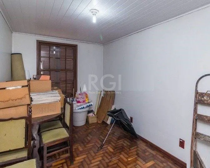 Imagem Predio para Venda - 120m², 3 dormitórios, 3 vagas - Partenon