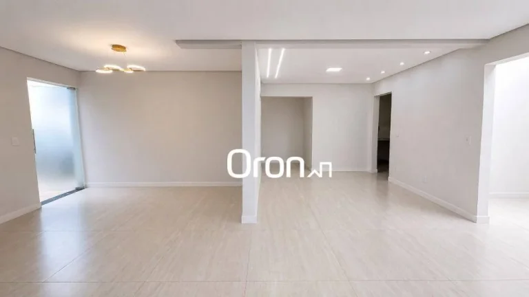 Imagem Sobrado com 3 dormitórios à venda, 256 m² por R$ 1.400.000,00 - Setor Jaó - Goiânia/GO