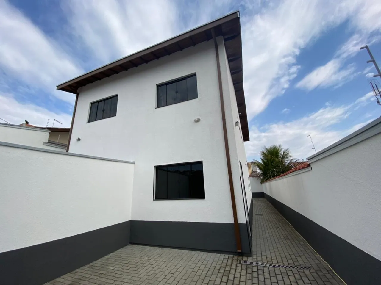 Foto do imóvel Casa à venda 2 Quartos, 2 Suites, 2 Vagas, 125M², Vila Olímpia, Taubaté - SP