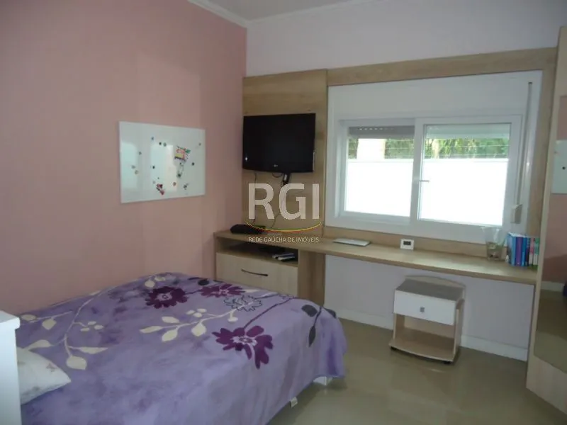 Imagem Casa Condominio para Venda - 213.05m², 4 dormitórios, sendo 2 suites, 4 vagas - Vila Nova