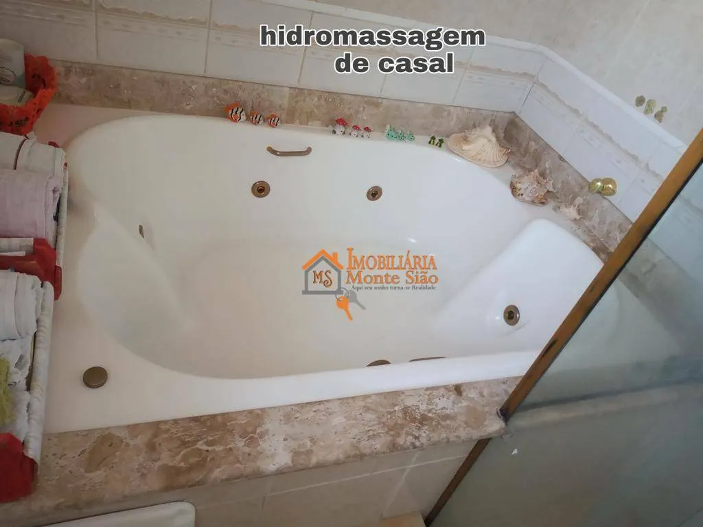 Imagem Sobrado com 4 dormitórios à venda, 247 m² por R$ 720.000,00 - Vila Paraíso - Guarulhos/SP