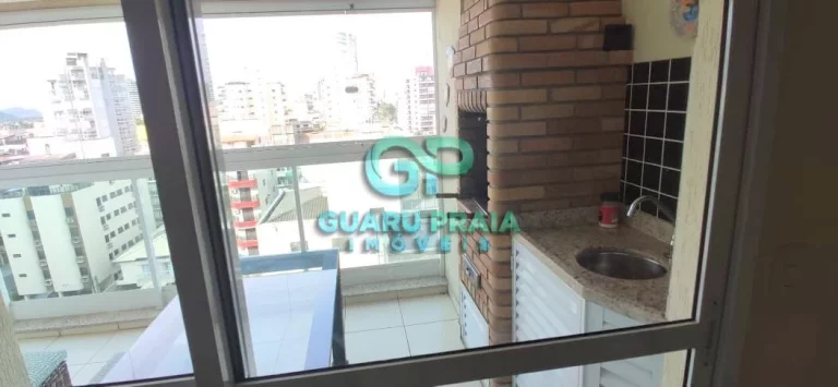 Imagem Apartamento Padrão com sacada gourmet à 300m da praia.