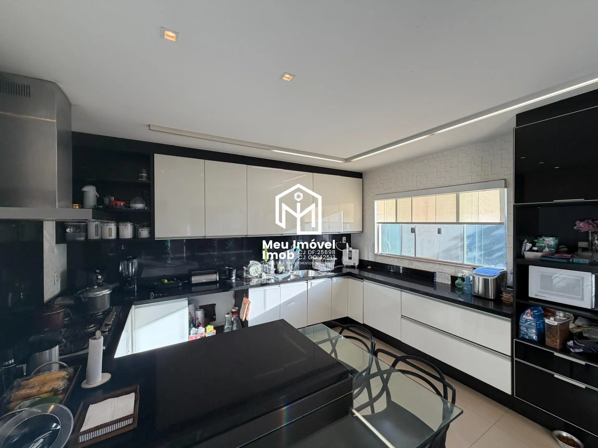Imagem Casa 4 Qts 4 Suítes 2 Vagas 350m² Cond Jardim Botânico VI