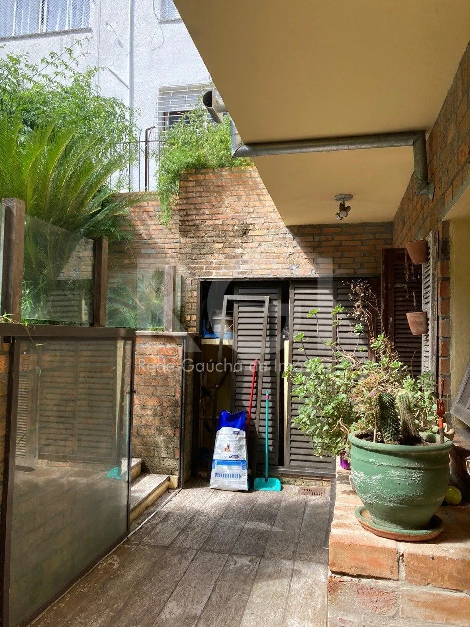 Imagem Casa 3 dormitórios à venda Santo Antônio Porto Alegre/RS