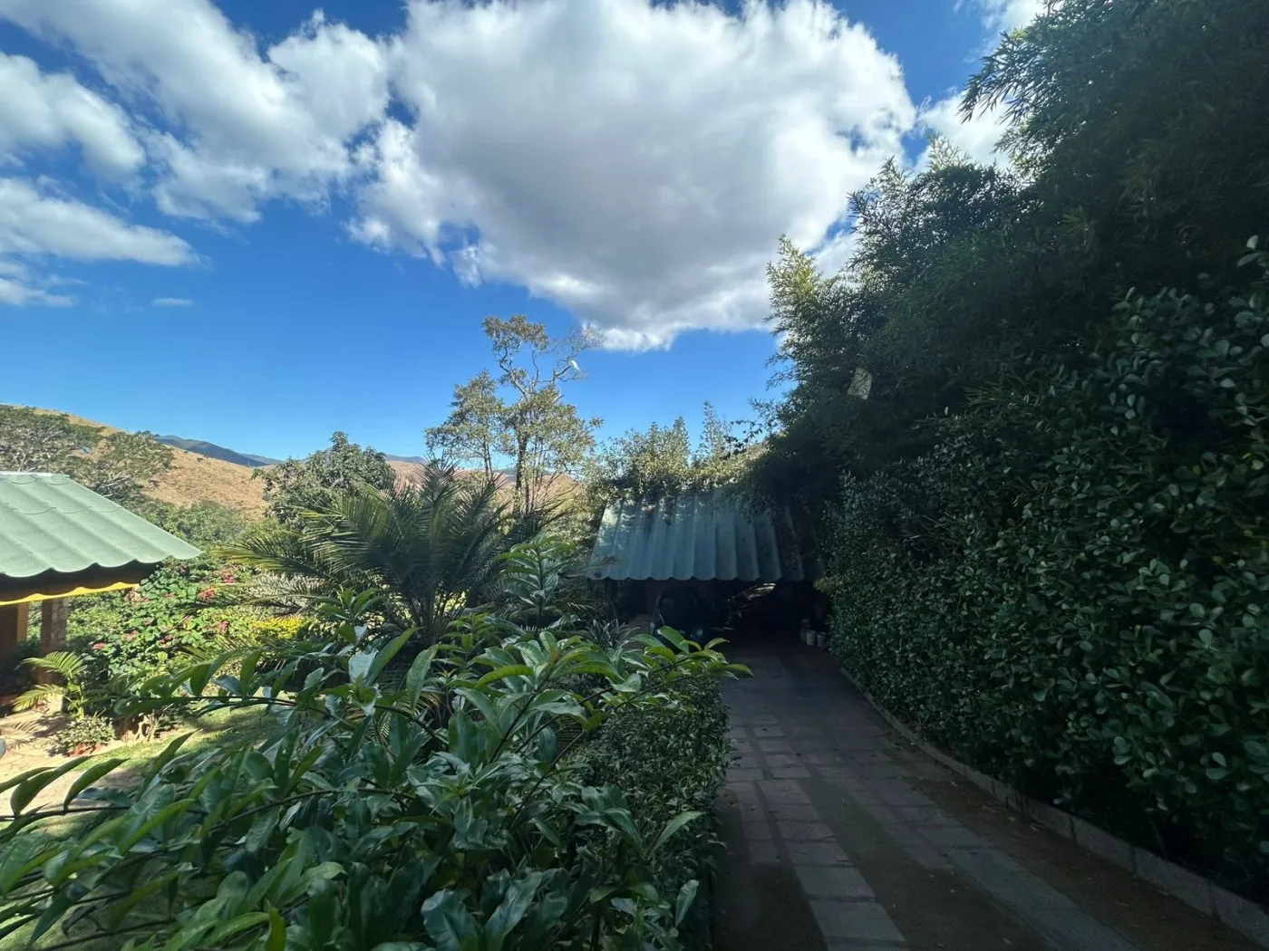Imagem Casa para Venda em Petrópolis / RJ no bairro Itaipava