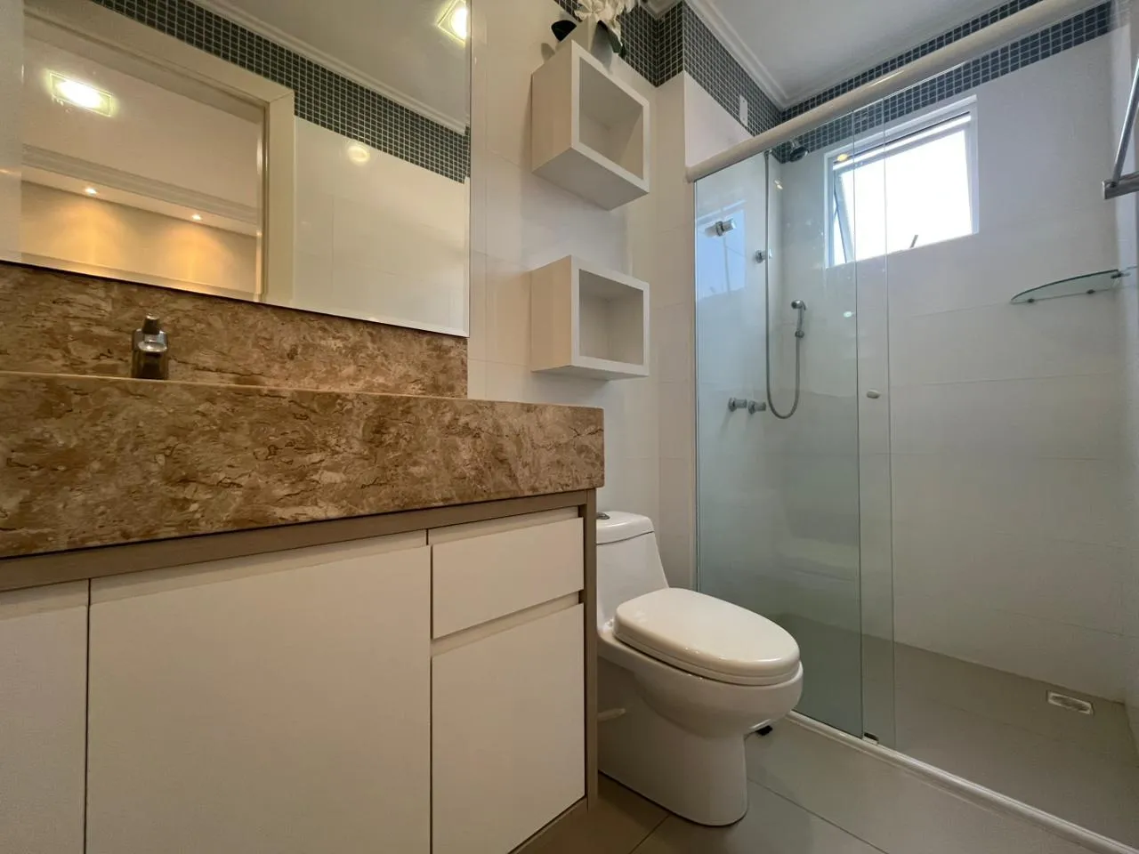 Imagem Apartamento com vista para o mar à venda com 132m2 por R$ 2.226.000,00