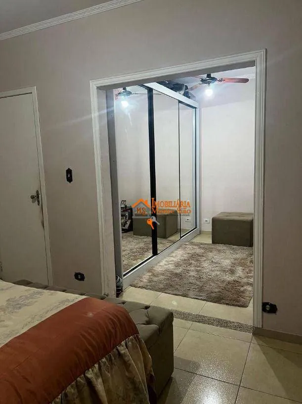 Imagem Sobrado com 4 dormitórios à venda, 250 m² por R$ 800.000,00 - Conjunto Residencial Paes de Barros - Guarulhos/SP