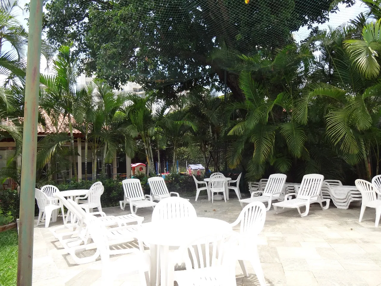 Imagem VENDO LINDO APARTAMENTO COM 04 DORMITÓRIOS NO BAIRRO JARDIM BÉLGICA!