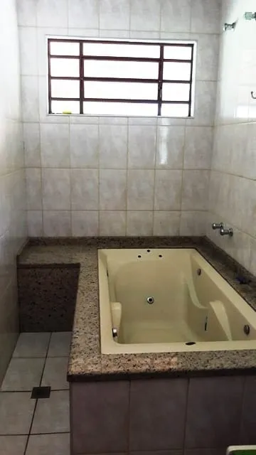 Imagem Chácara à venda 3 Quartos, 2 Suites, 5 Vagas, 5645M², Goiabal, Pindamonhangaba - SP