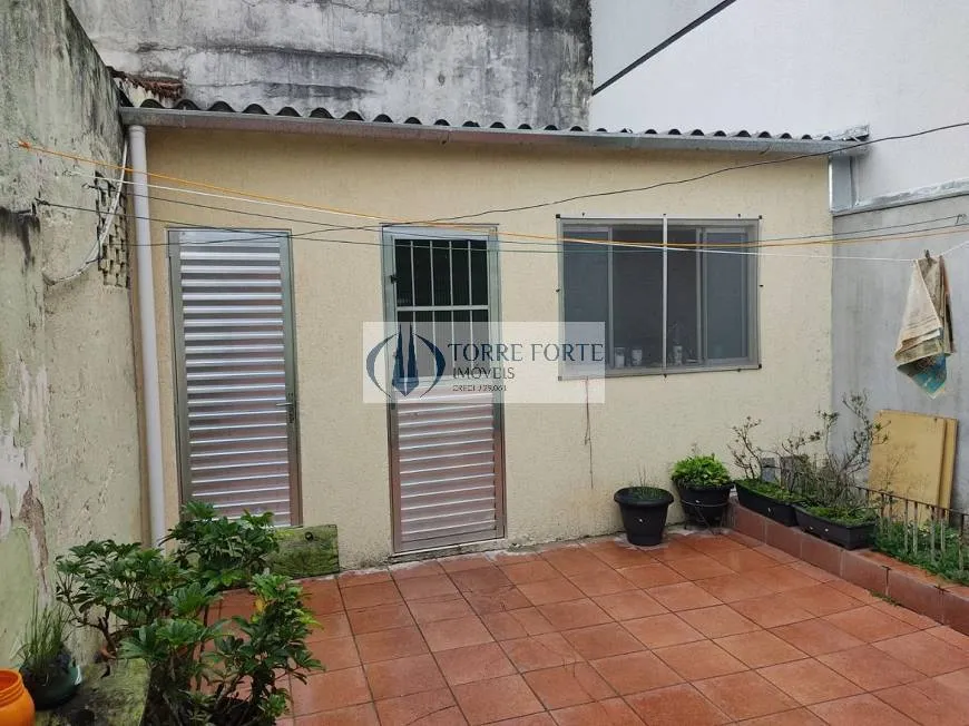 Imagem Bela casa 2 dormitórios 2 banheiros e 2 vagas na Vila Matilde