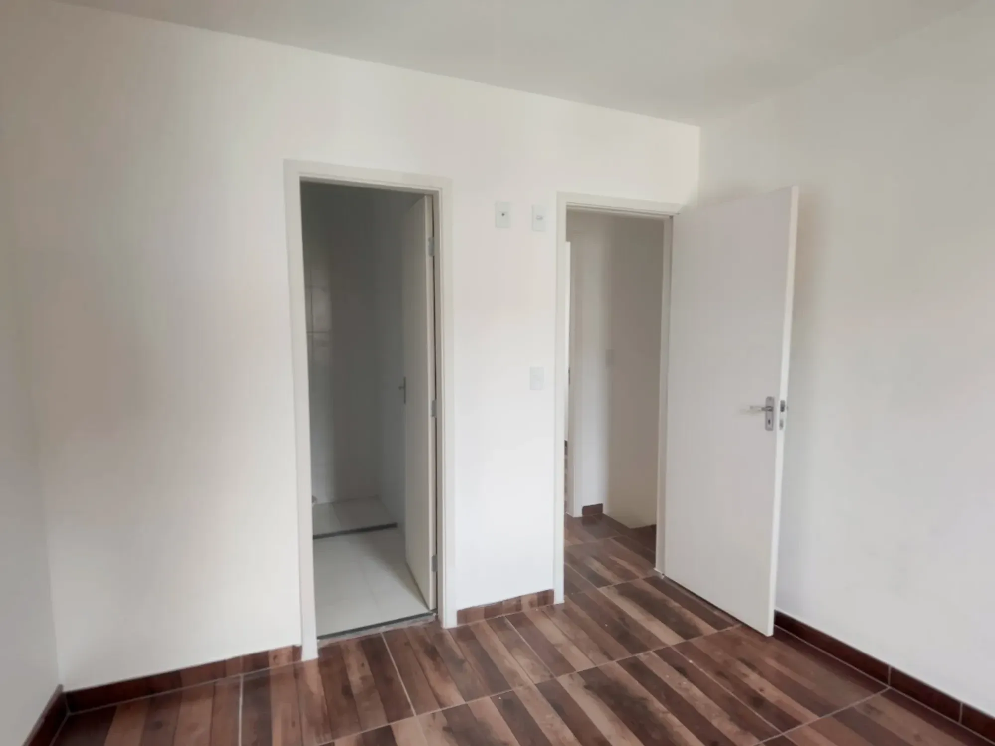 Imagem Casa de Condomínio com 2 Quartos para Alugar, 57,33 m² em Jardim Colônia - Jacareí