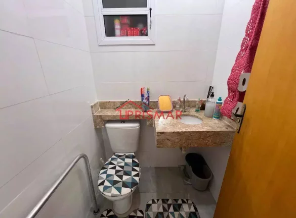 Imagem Sobrado de villagio no bairro campo grande, Santos, 2 vagas.