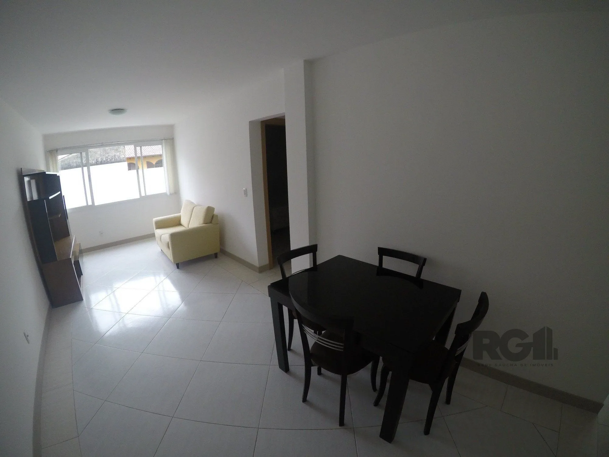 Imagem Apartamento para Venda - 75m², 2 dormitórios, 1 vaga - Rio Branco