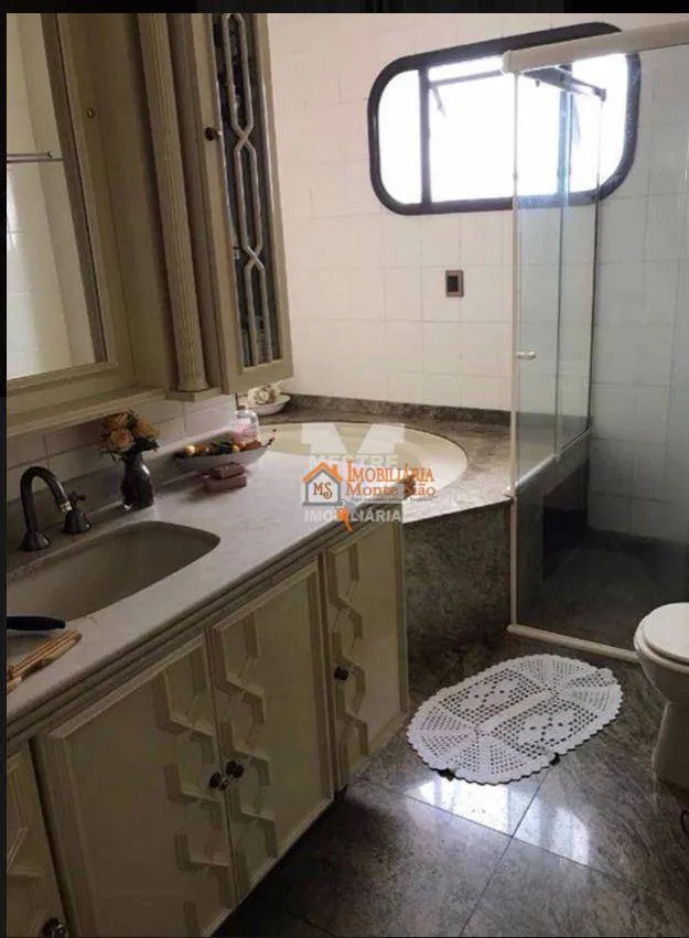 Imagem Apartamento com 3 dormitórios à venda, 230 m² por R$ 1.170.000,00 - Vila Galvão - Guarulhos/SP