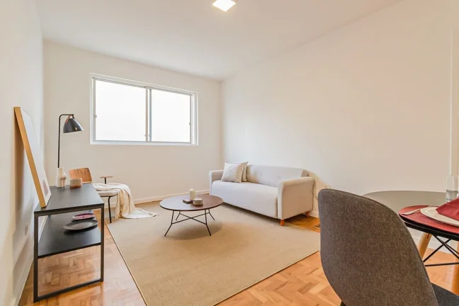 Apartamento 71M², 2Q, 1 Banheiro, Salão de Festas, Jardim.