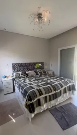 Imagem Lindíssima Casa em Condomínio à venda em Vinhedo/SP