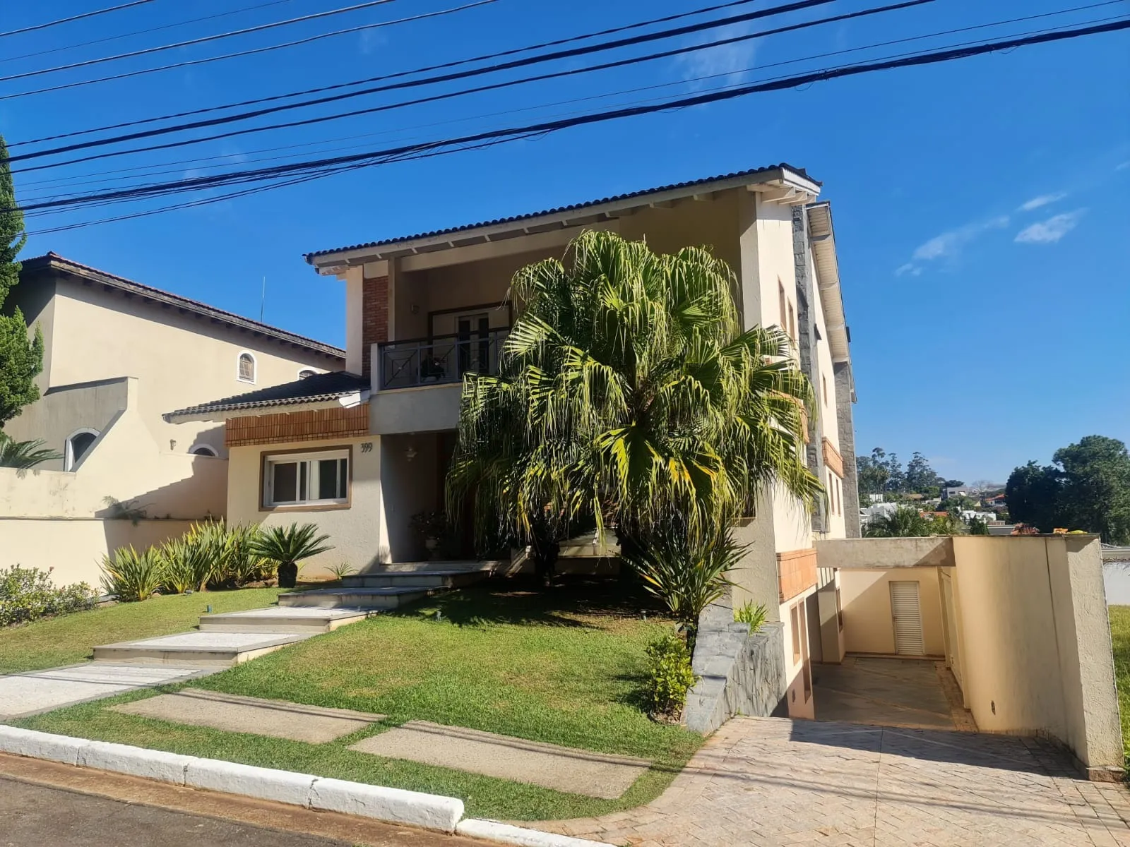 Foto do imóvel Casa em condomínio à venda no Alphaville 1 com 4 suítes, 665m². em ALPHAVILLE RESIDENCIAL UM, BARUERI - SP