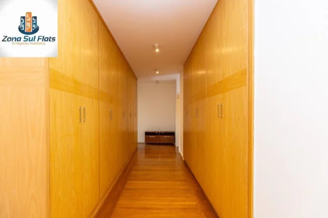 Imagem Casa Alto Padrão à Venda No Morumbi Com 4 Suítes e 6 Vagas - Condomínio Fechado