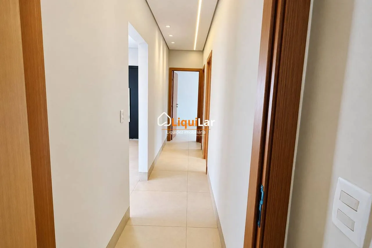 Imagem Casa moderna com varanda gourmet no Reserva Santa Inês - conforto, segurança e alto padrão em condomínio fechado