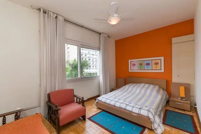 Imagem Apartamento 4 dorms à venda Rua Vinte e Quatro de Outubro, Moinhos de Vento - Porto Alegre