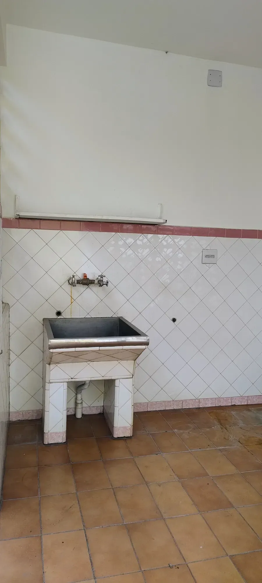 Imagem Casa com 2 Quartos à Venda, 160 m² em Vila Adelaide Perella - Guarulhos