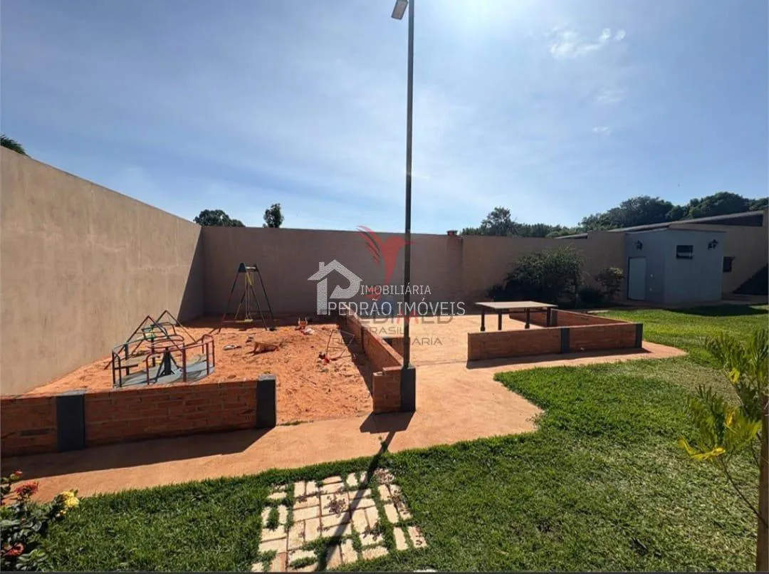 Imagem Fazenda/Sítios/Chácaras de 2000m² no bairro Chácaras Santo Antônio, em Lençóis Paulista