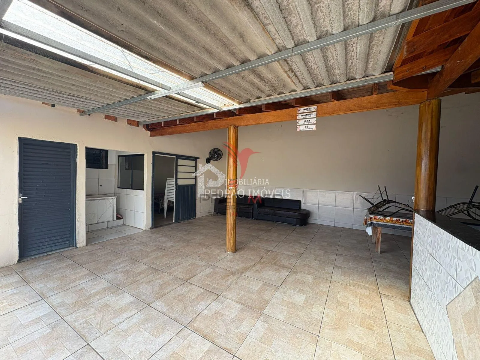 Imagem Casa de esquina no bairro Antonio Lopes. Lençóis Paulistas.. Aceita financiamento