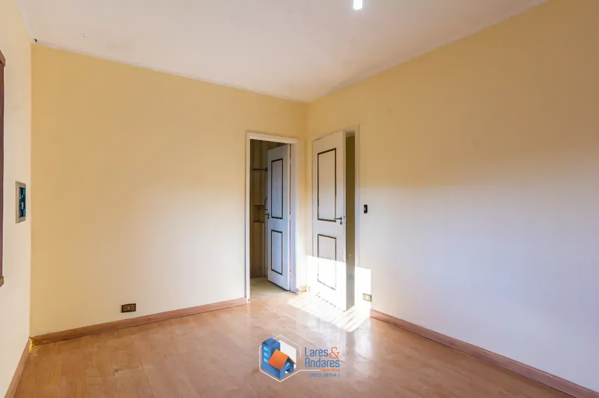 Imagem Casa para venda em Vila Albertina com 3 quartos, sendo 1 suíte, 200m²