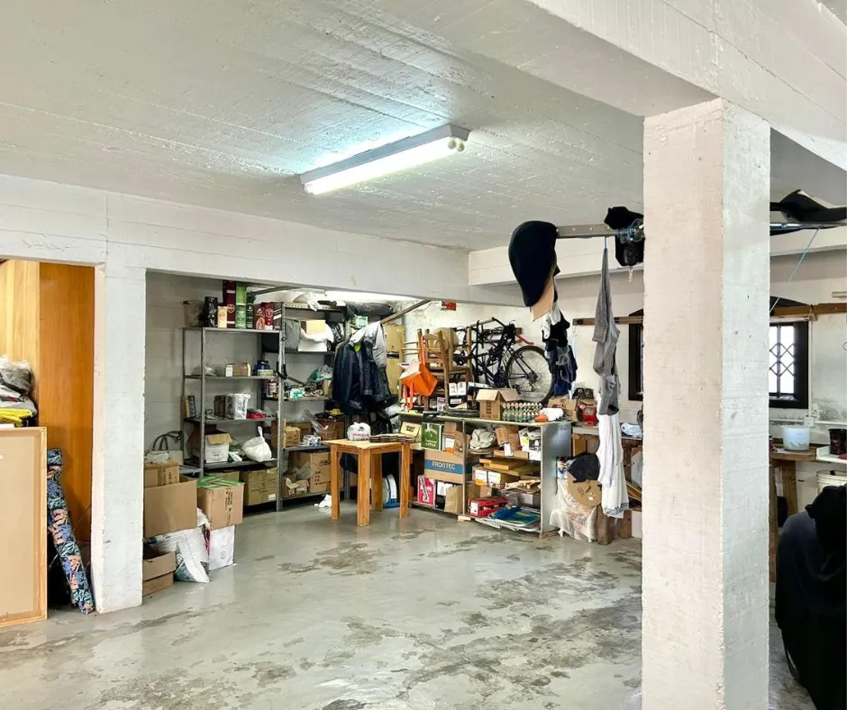 Imagem Casa à venda em Caxias do Sul, Rio Branco, com 2 quartos, 403m2