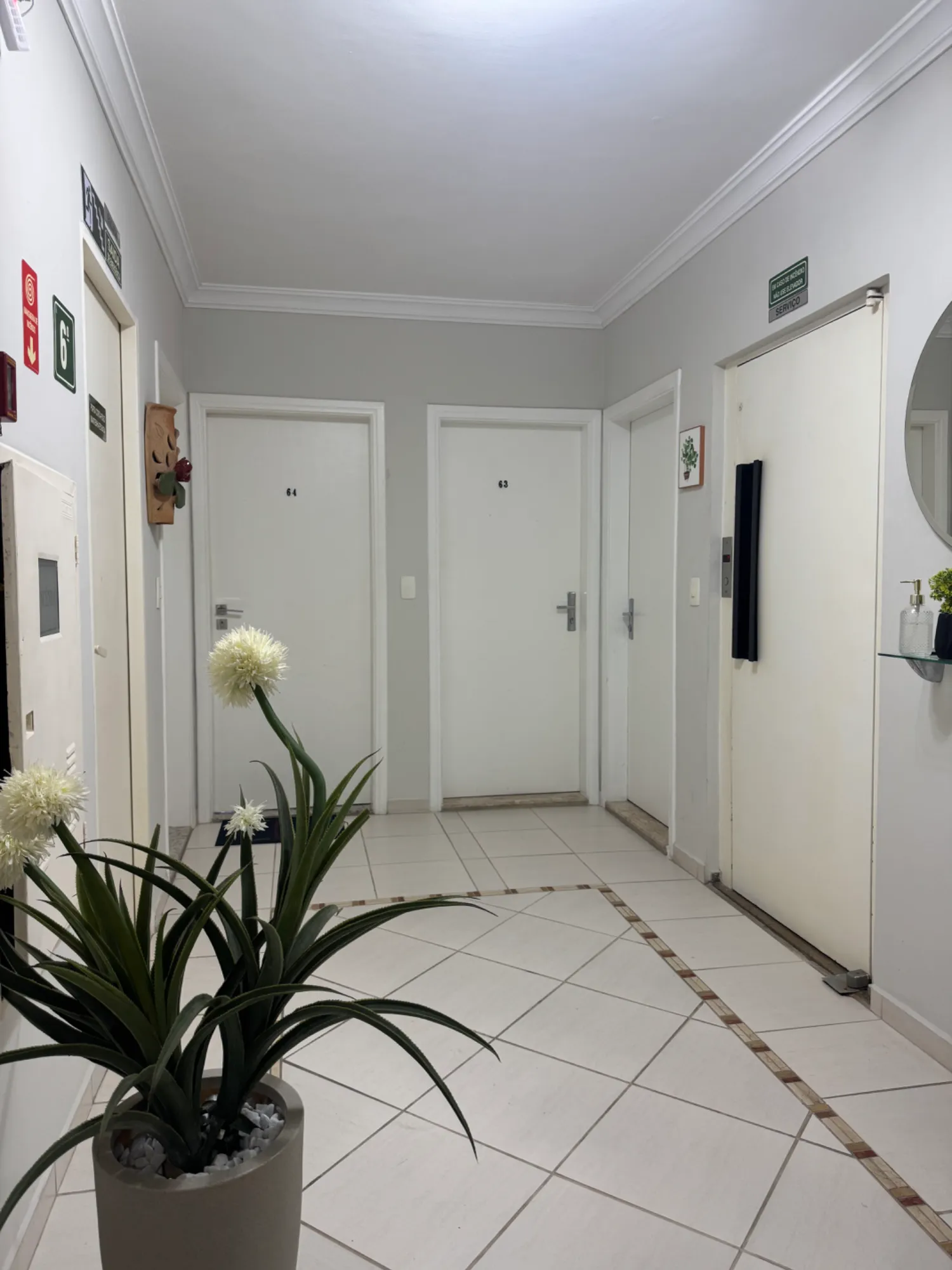 Imagem Apartamento com 2 Quartos à Venda, 74 m² em Indaiá - Caraguatatuba