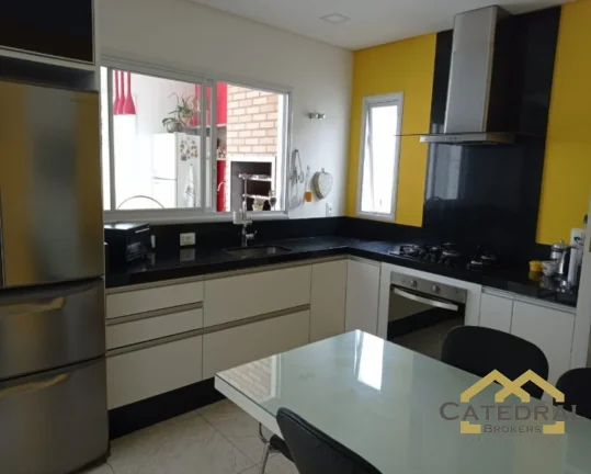 Imagem Sobrado Residencial à Venda 4 quartos/suítes - Horto Santo Antônio - Jundiaí - SP