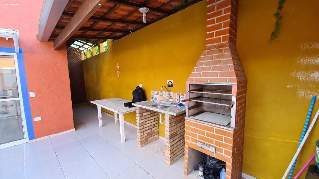 Imagem Sobrado para Venda em São Sebastião, Boiçucanga, 3 dormitórios, 3 suítes, 4 banheiros, 2 vagas