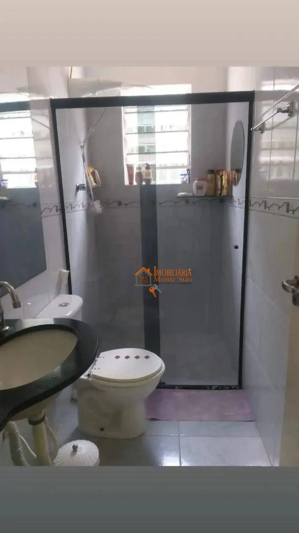 Imagem Sobrado com 2 dormitórios à venda, 67 m² por R$ 350.000,00 - Cidade Soberana - Guarulhos/SP