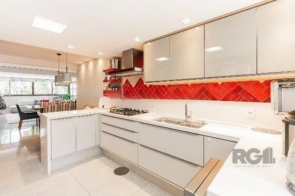 Imagem Apartamento Garden de 232m² com Terraço, 3 Dormitórios, 3 Vagas e Infraestrutura Completa na Bela Vista