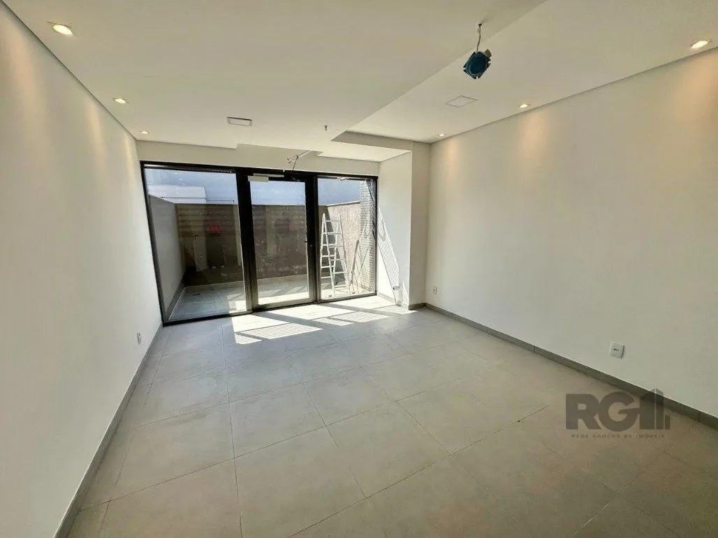 Imagem Sala Para Comprar no Linked Teresópolis 39 m² - Glória - Porto Alegre/RS