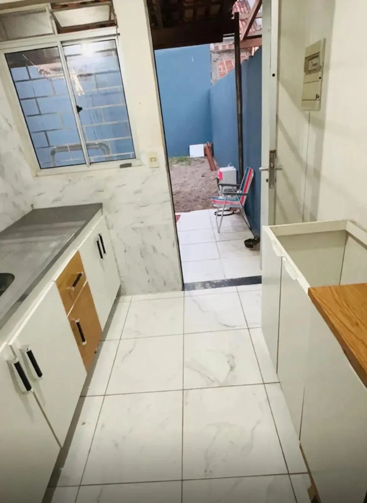 Imagem Sobrado com 2 Quartos à Venda, 55 m² em Tatuquara - Curitiba