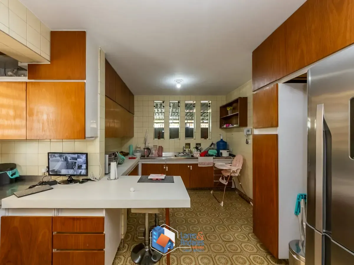 Imagem Casa para venda em Pacaembu com 3 quartos, 379m²