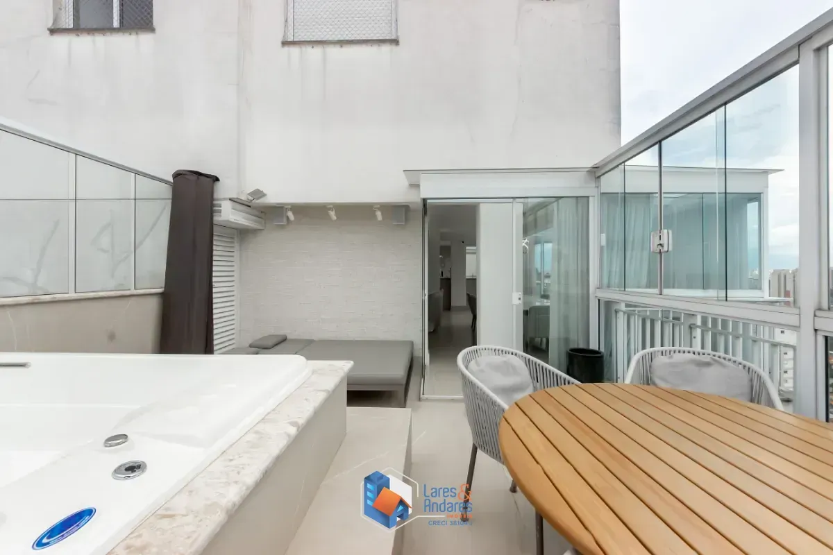 Imagem Cobertura para venda em Bosque da Saúde com 3 quartos, sendo 3 suítes, 174m²