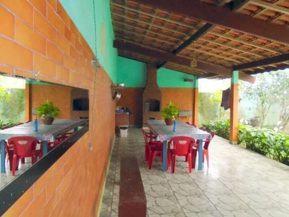 Imagem CASA COM BELO POMAR E EDÍCULA