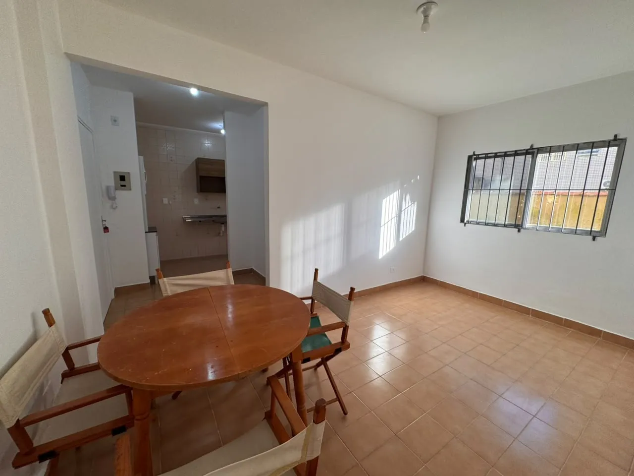 Imagem Apartamento para Venda em Praia Grande, Caiçara, 1 dormitório, 1 banheiro, 1 vaga